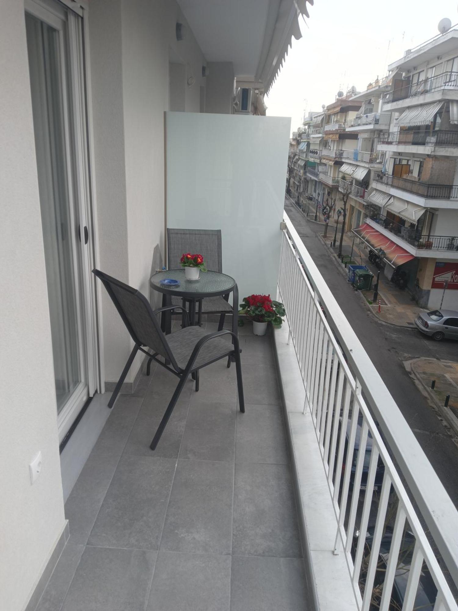 Λαμπερό Διαμέρισμα 2 Thessalonique Extérieur photo